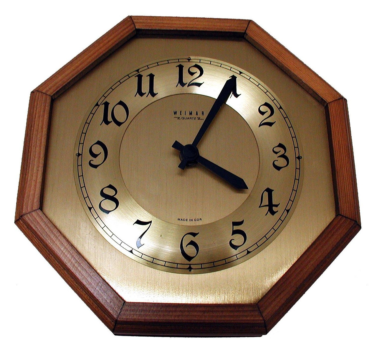 Displaying Your Collection: Ideas for Showing Off Cuckoo Clocks